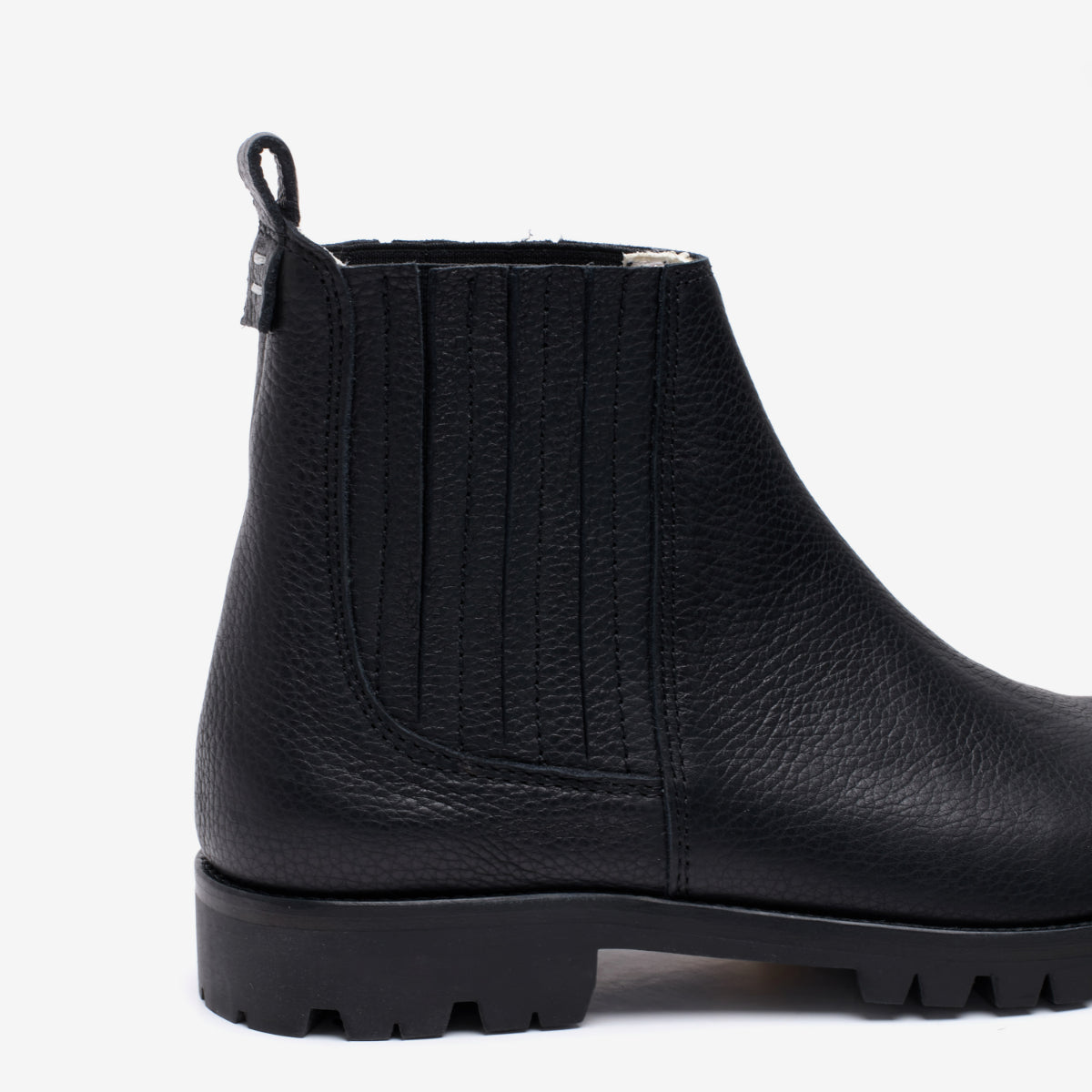 Men Chelsea Vibram Boot Black