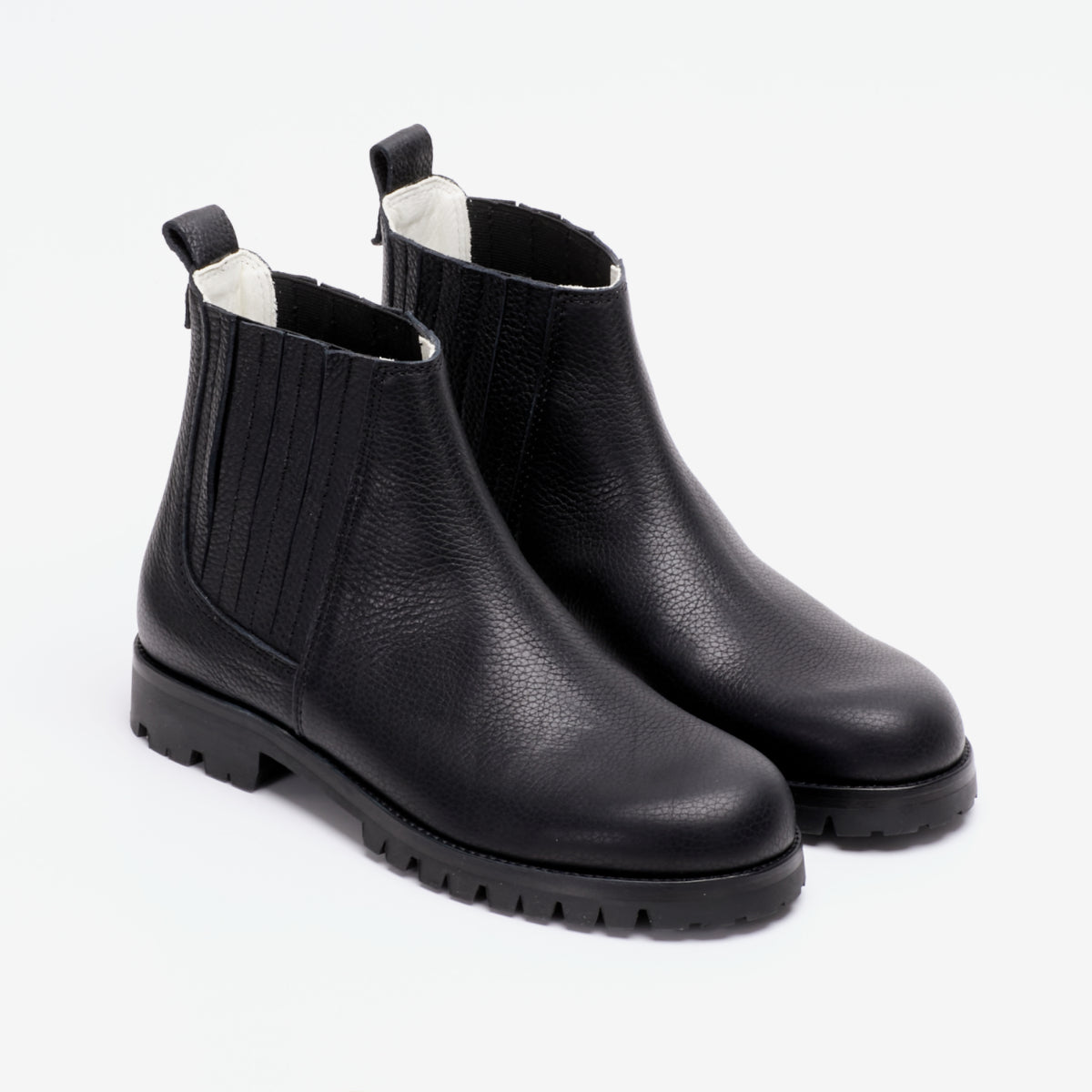 Men Chelsea Vibram Boot Black