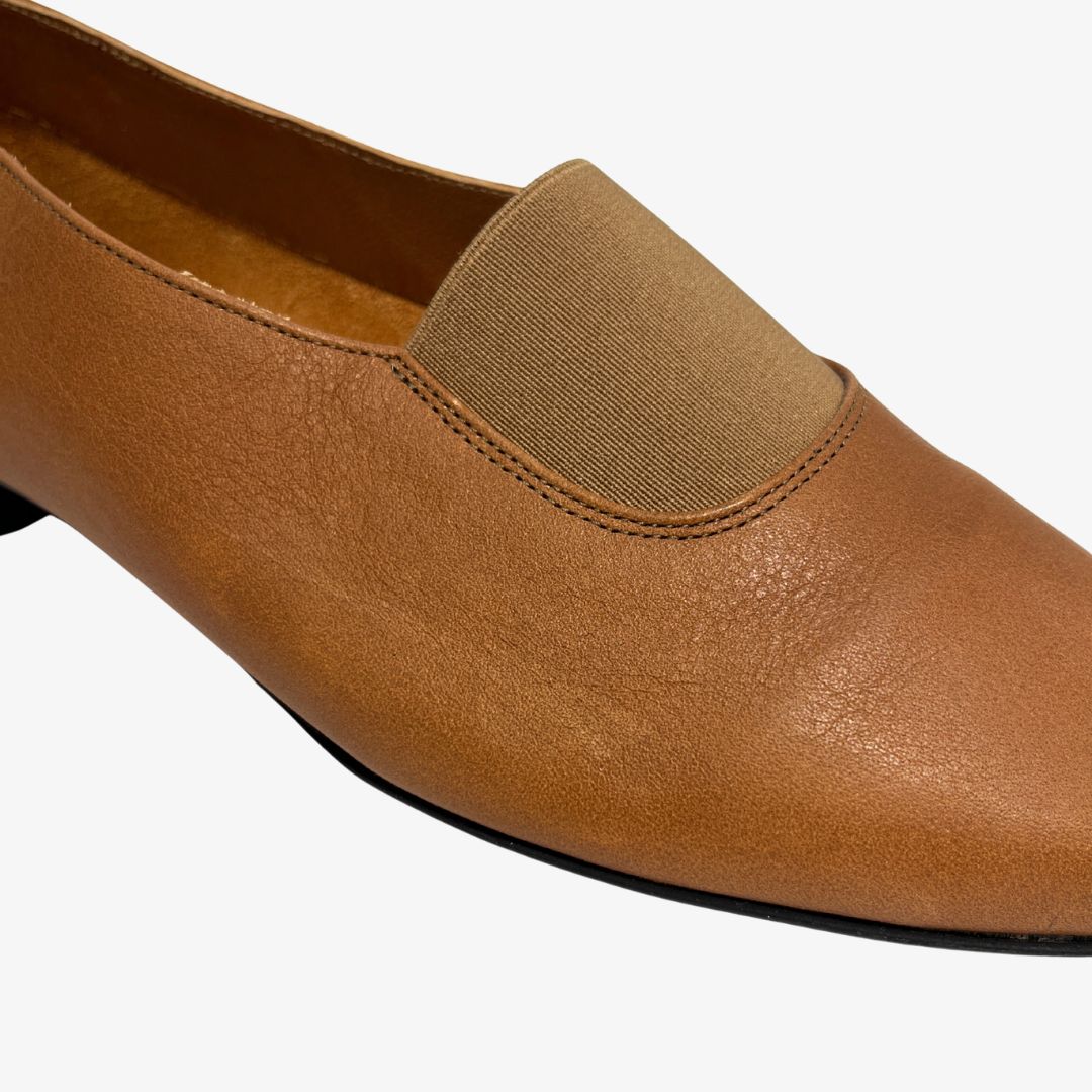 Sample Plimsoll cognac ballerina