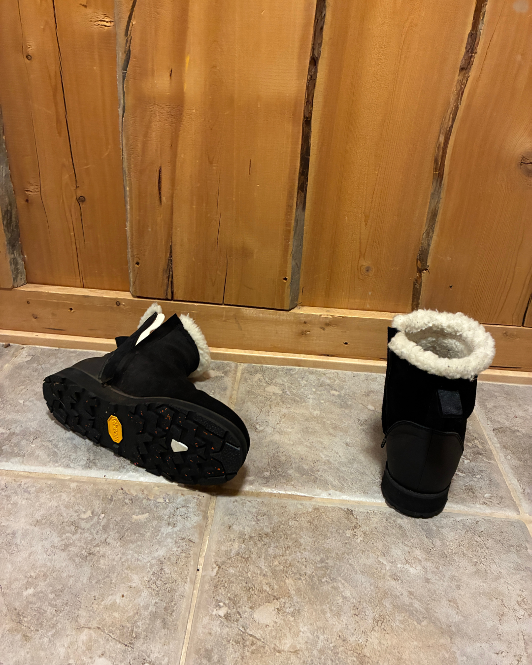 Storm arctic grip vibram wide black