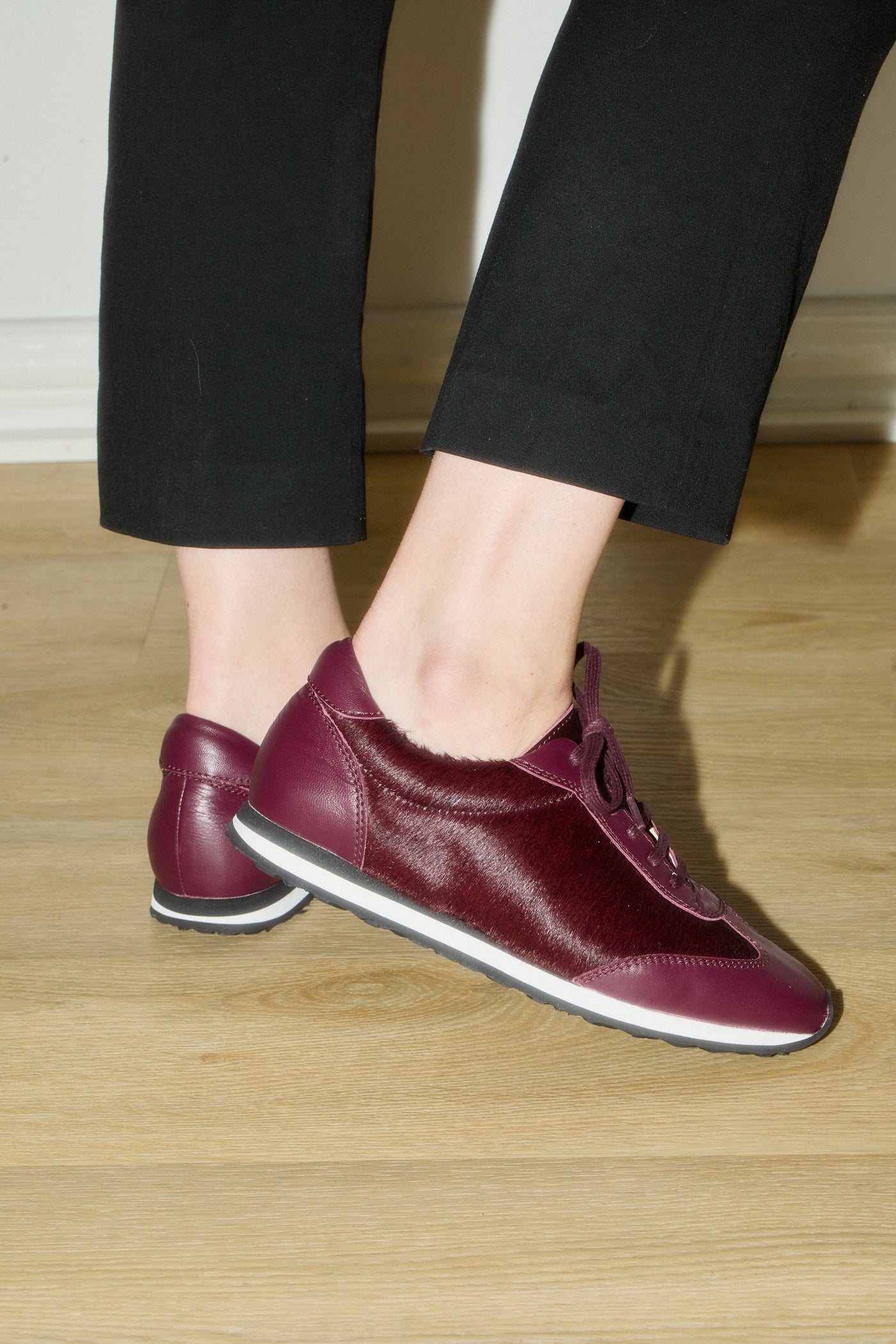 Ariel sneaker burgundy pony hair