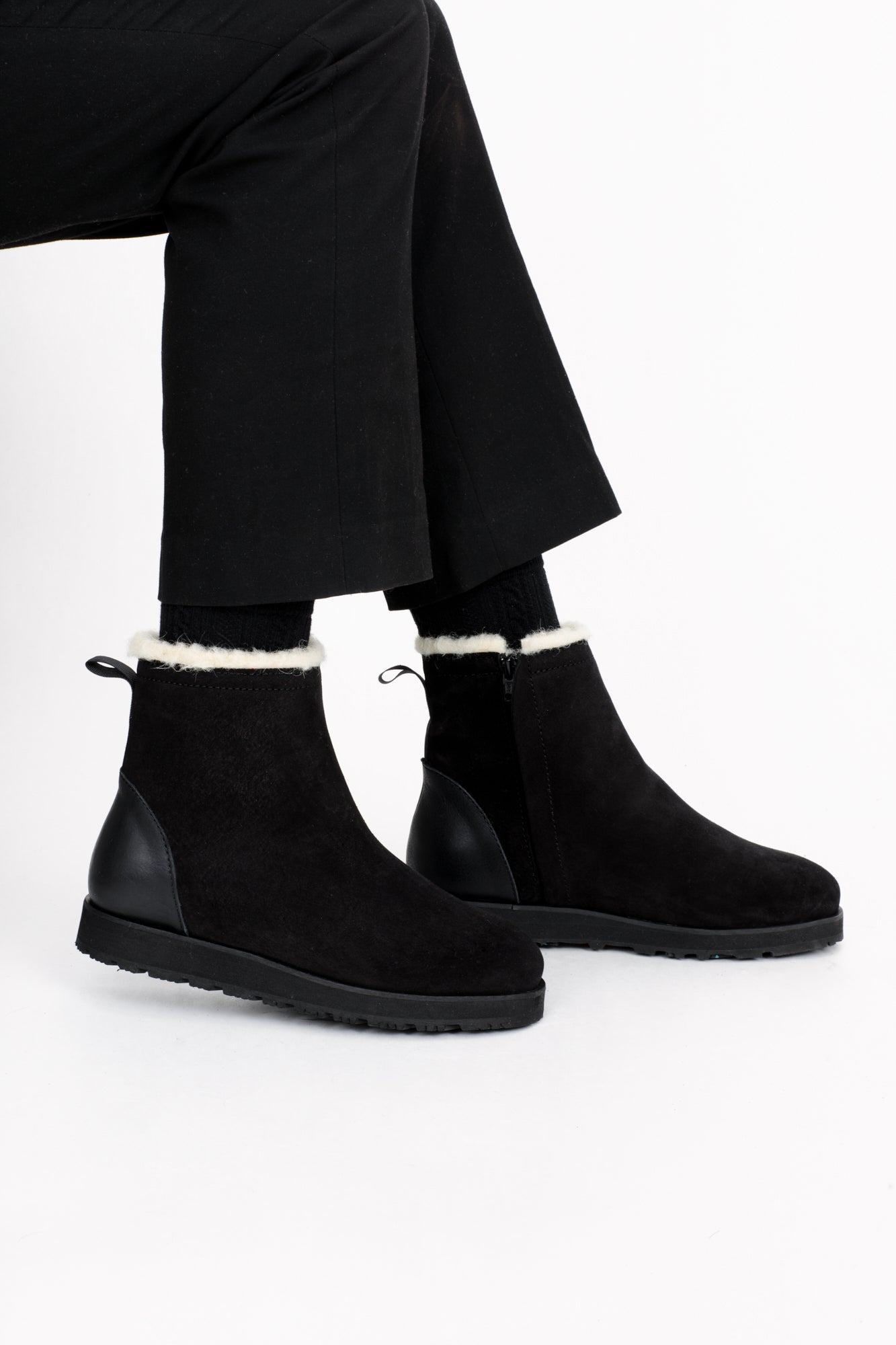Storm arctic grip vibram wide black
