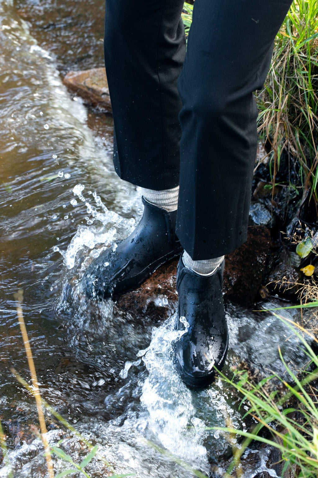 Anton rainboot black