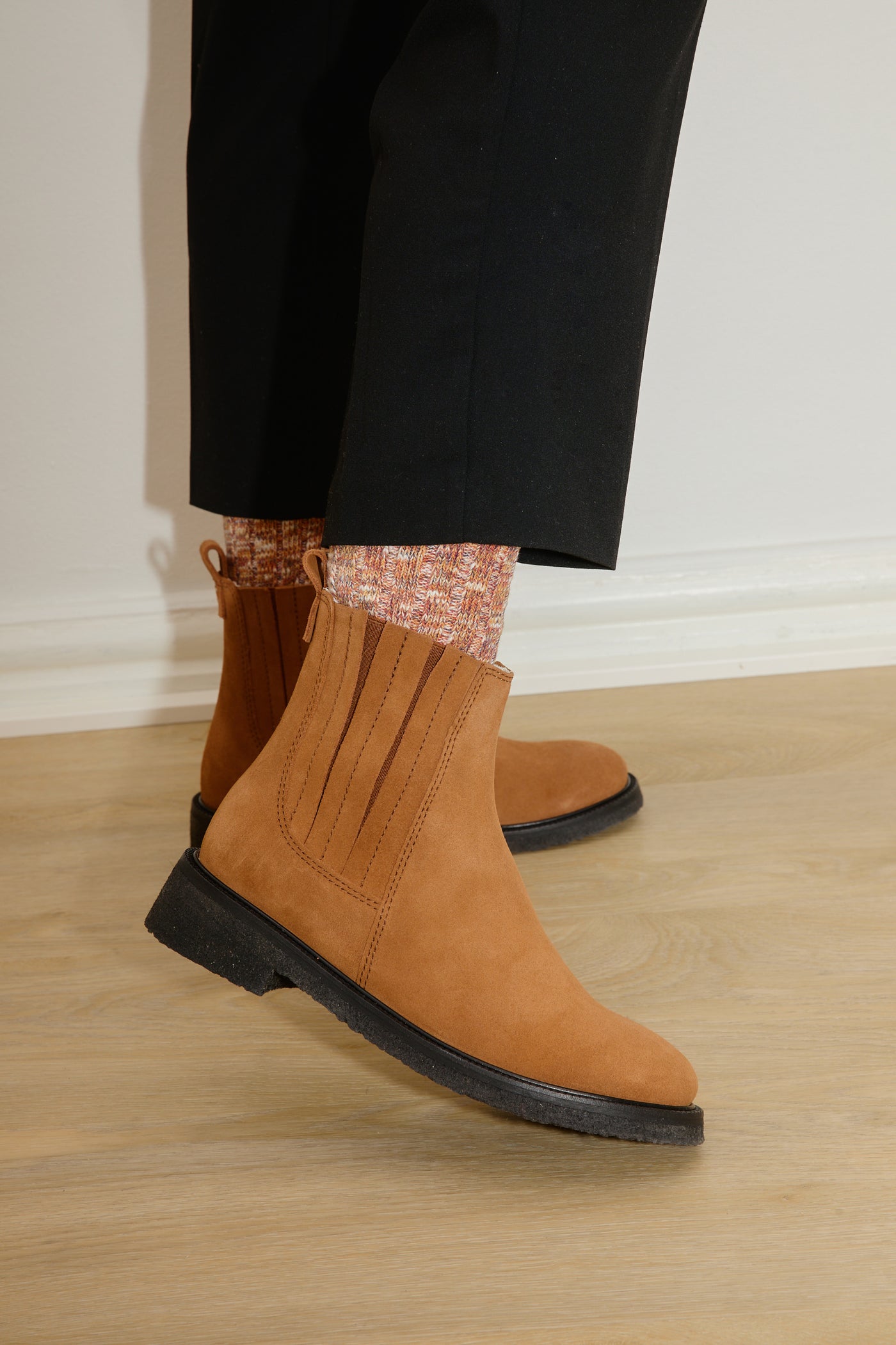 Chelsea crepe water-repellent boot cinnamon