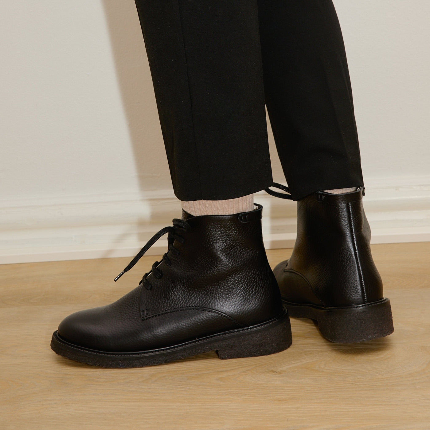 Ola crepe boot black